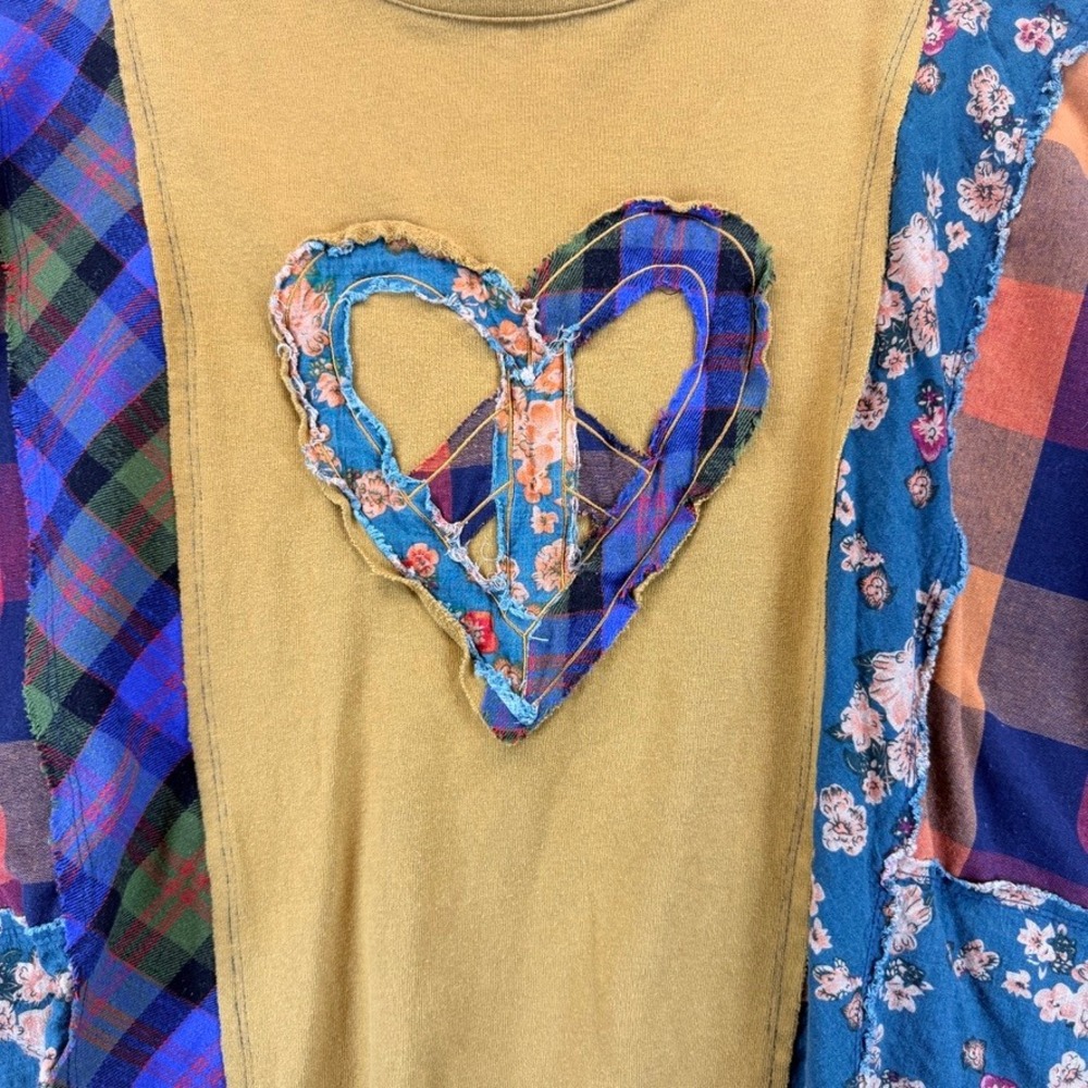 Easel Patchwork Heart Top Oversized Boho Plaid Floral Tunic Small - Picture 3 of 14
